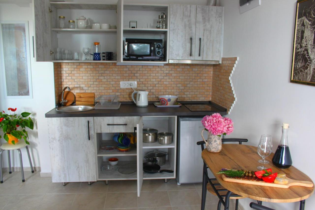 Blue Mediterranean Apartments سفيتي ستيفان المظهر الخارجي الصورة