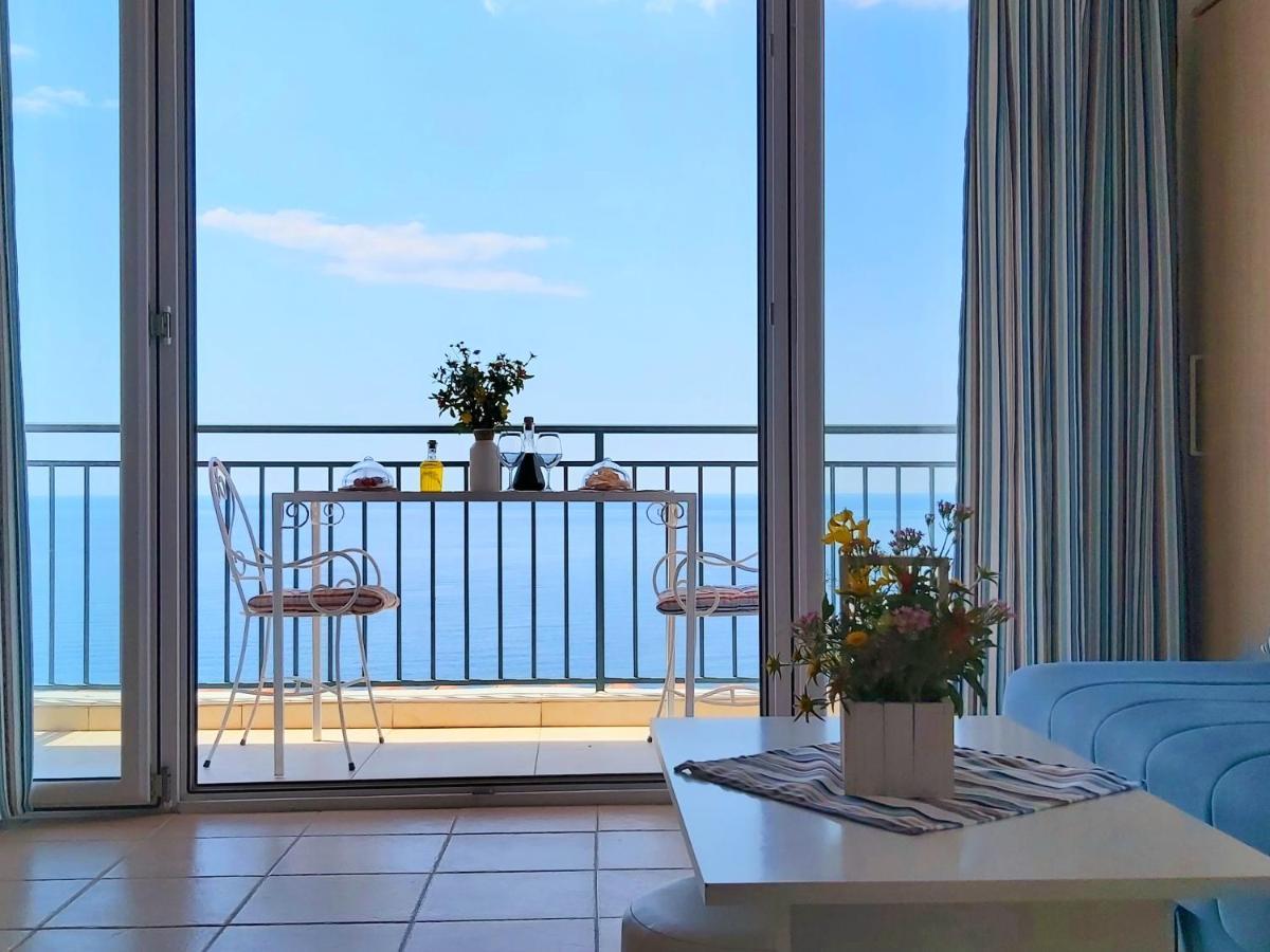 Blue Mediterranean Apartments سفيتي ستيفان المظهر الخارجي الصورة