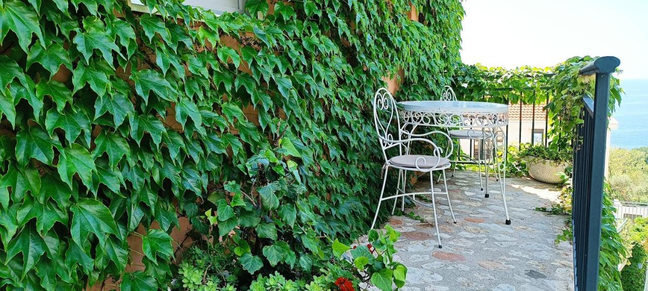 Blue Mediterranean Apartments سفيتي ستيفان المظهر الخارجي الصورة